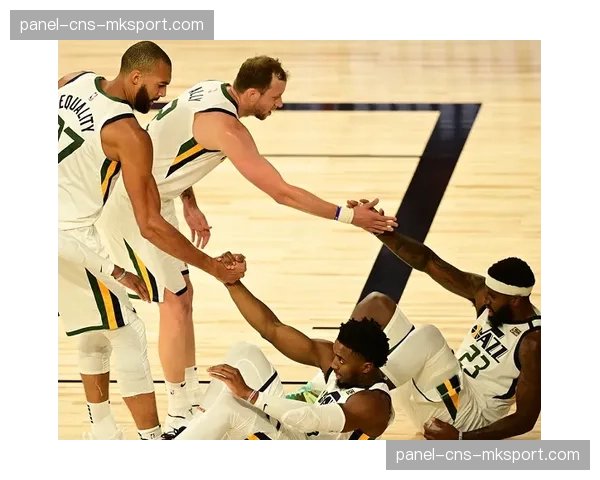 运动品牌争夺战：多家巨头被曝为2027年状元热门提供高价代言报价