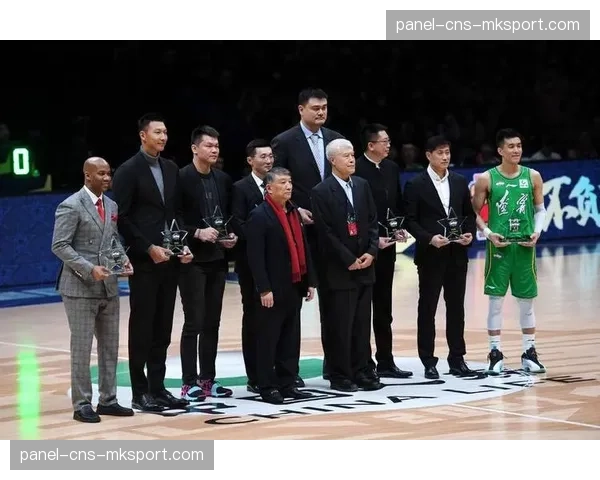 全明星周末定于7月24-25日在芝加哥天空队主场举行